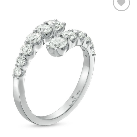 Diamond Ring - Picture 4 of 6